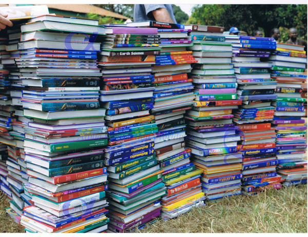 KSS book donation ceremony